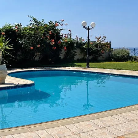 Villa Eleni *